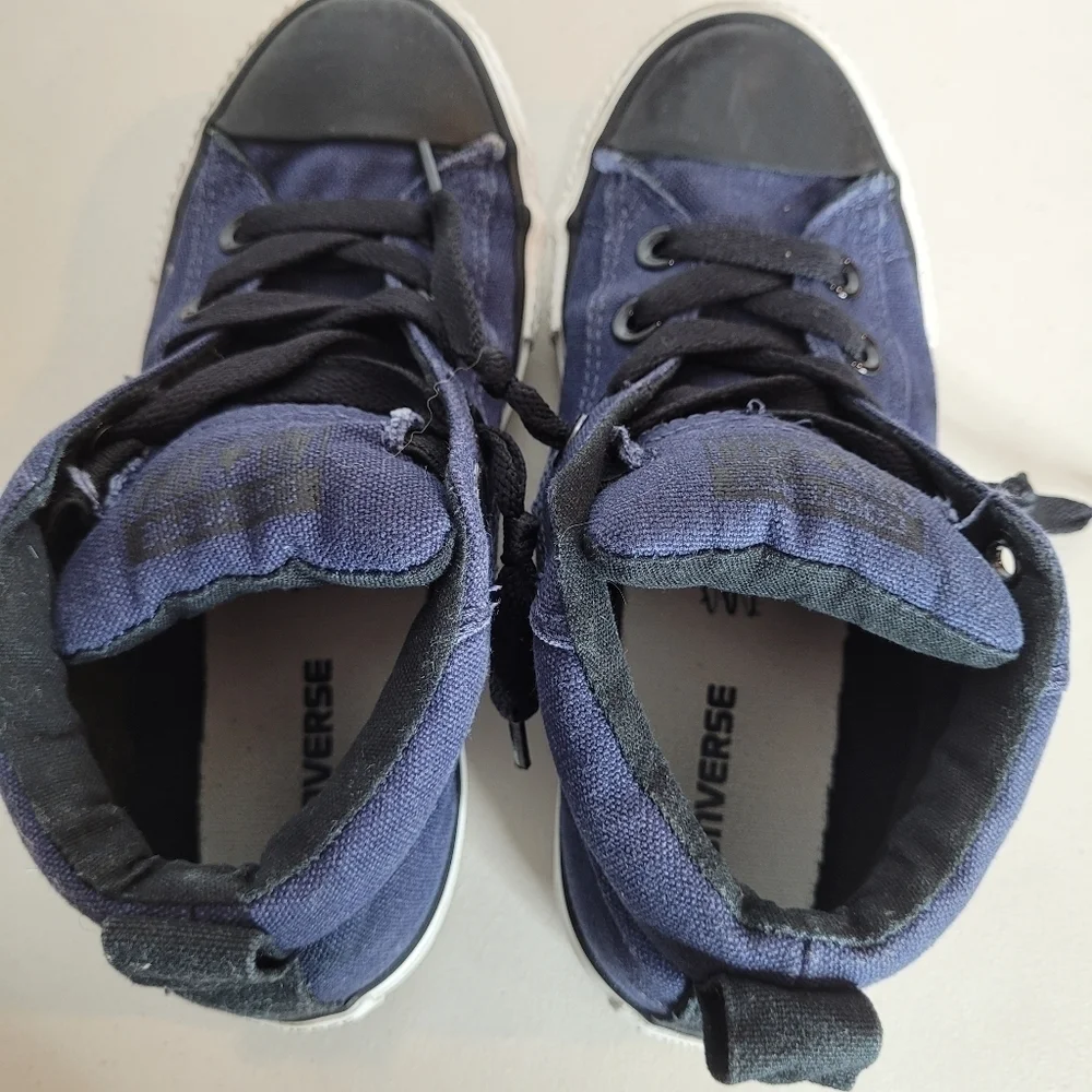 Converse Kids Chuck Taylor All Star Sneaker - Size 1